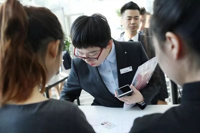 你為何會(huì)找女性銷售顧問買車?